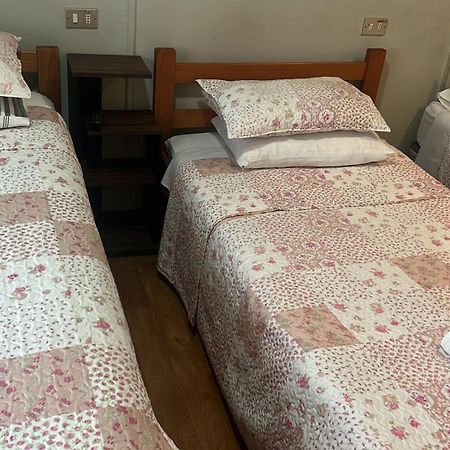 Hostal Victoria Punta Arenas Exteriör bild