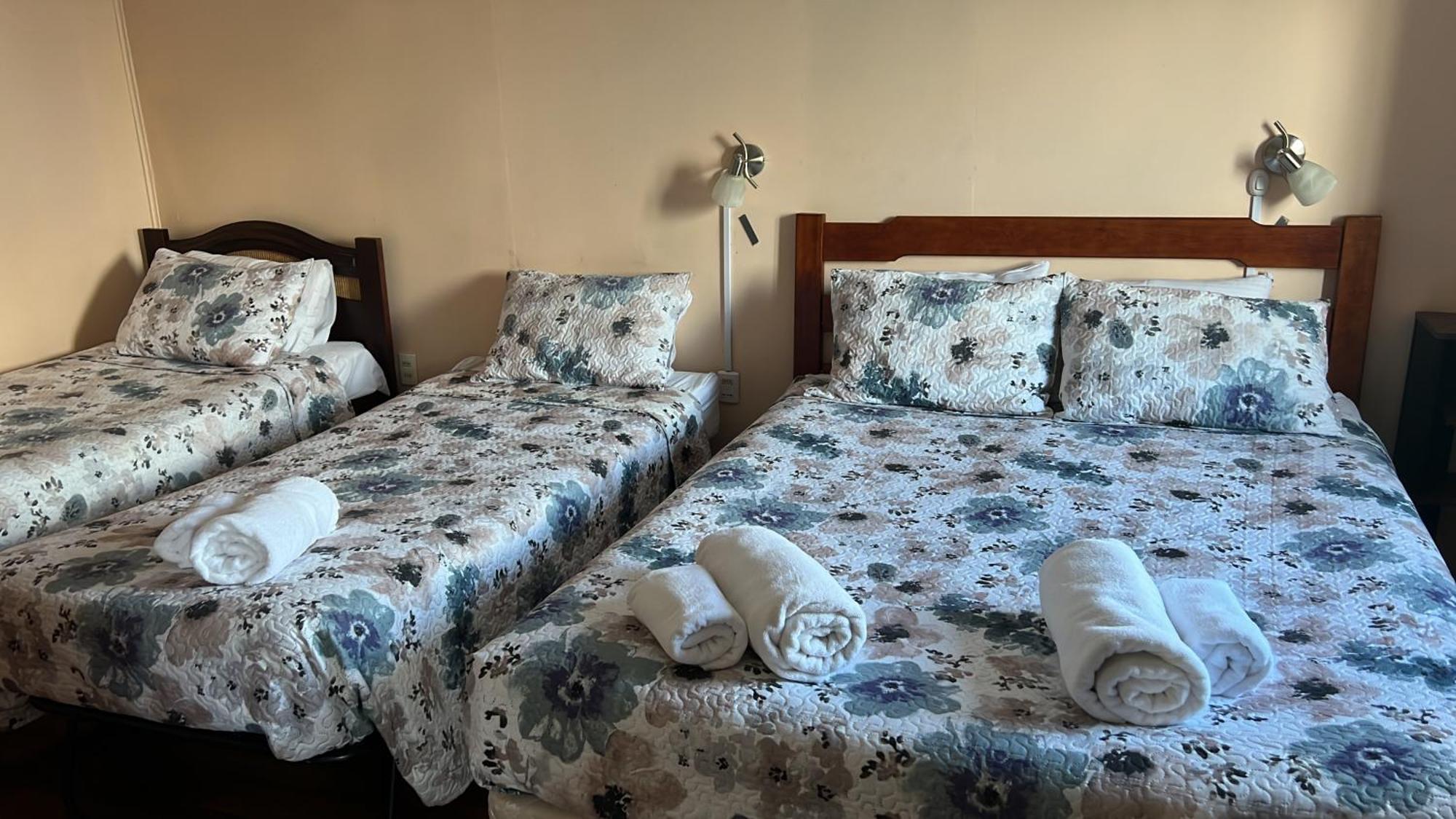 Hostal Victoria Punta Arenas Exteriör bild